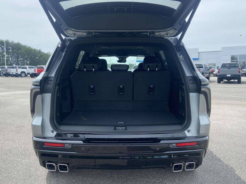 2025 Chevrolet Traverse RS