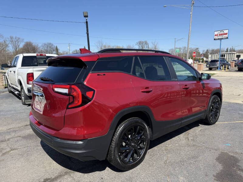 2023 GMC Terrain SLE
