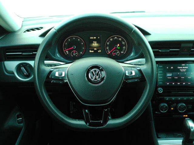 2022 Volkswagen Passat SE
