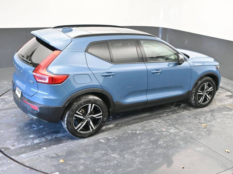 2024 Volvo XC40