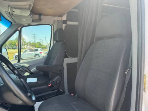 2014 Mercedes-Benz Sprinter 2500