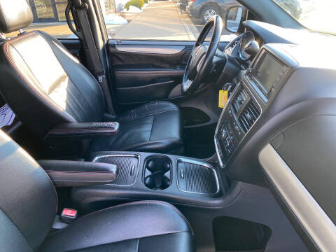 2020 Dodge Grand Caravan GT