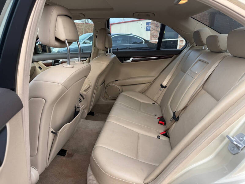 2010 Mercedes-Benz C-Class C 300 Luxury