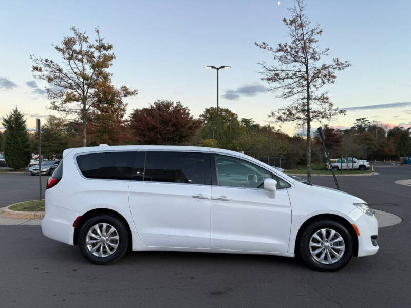 2018 Chrysler Pacifica Touring Plus