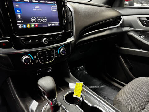 2022 Chevrolet Traverse LT Cloth