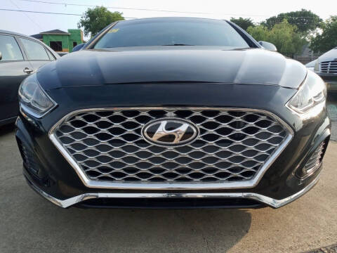 2018 Hyundai Sonata for sale at Auto Haus Imports in Grand Prairie TX