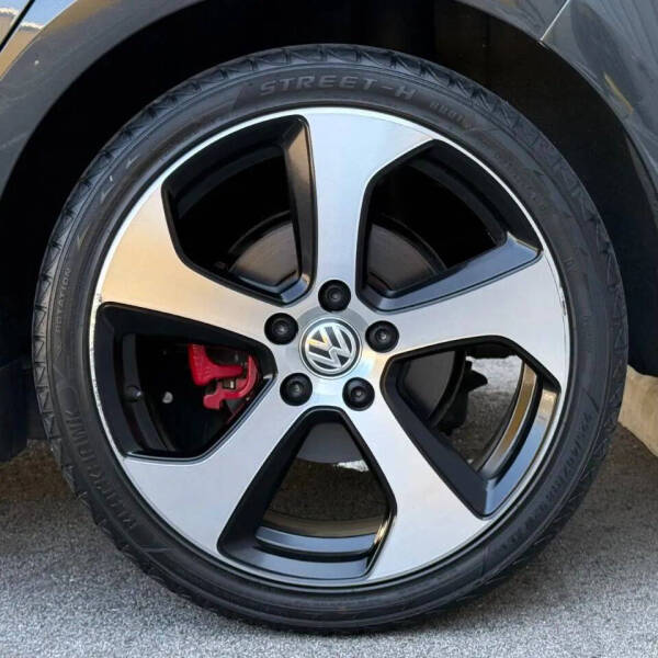 2016 Volkswagen Golf GTI