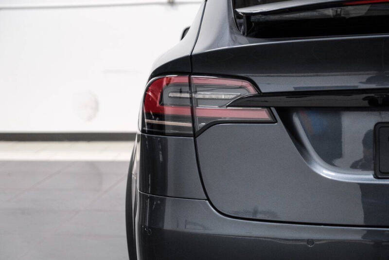 2022 Tesla Model X