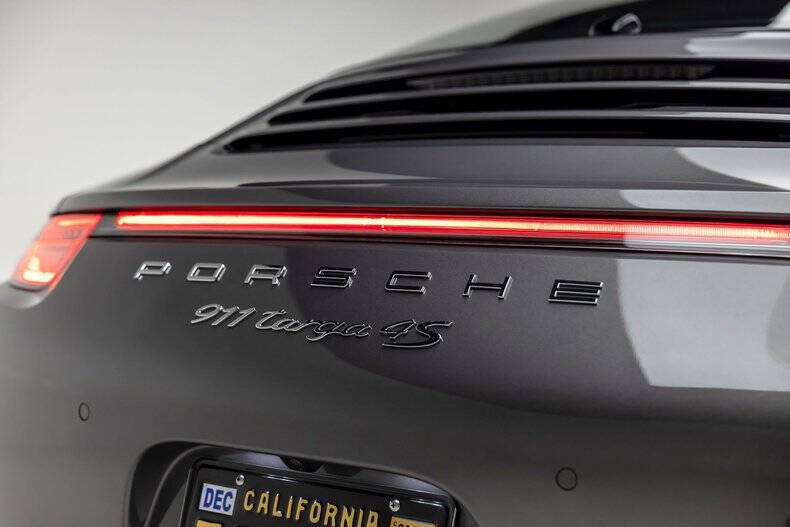 2015 Porsche 911