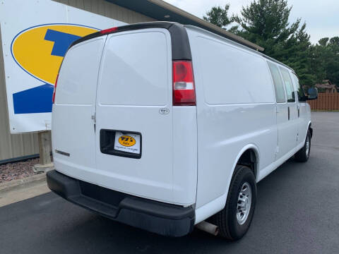2020 Chevrolet Express 2500