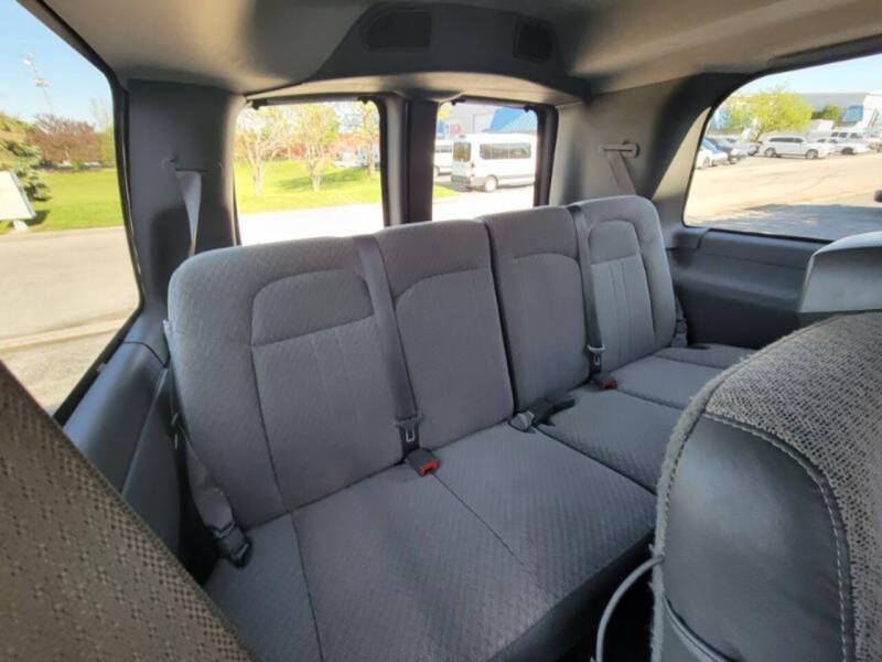2018 Chevrolet Express LS 3500