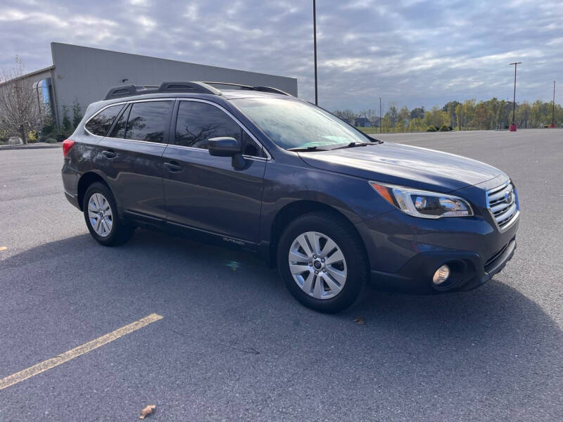 2017 Subaru Outback Premium photo 7