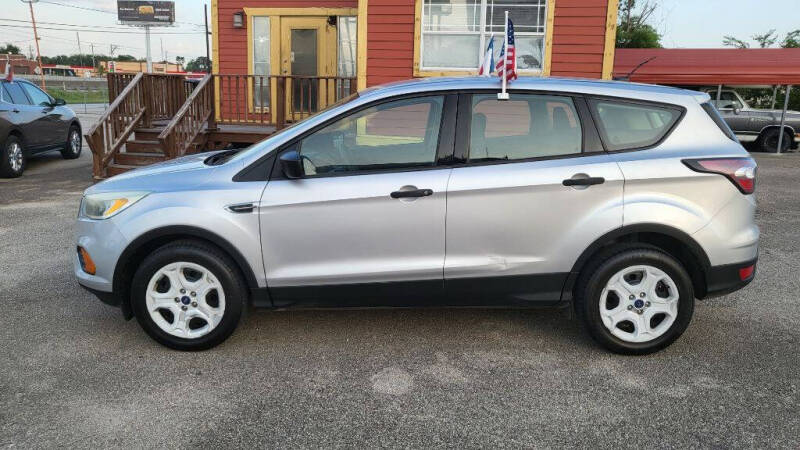 2017 Ford Escape S