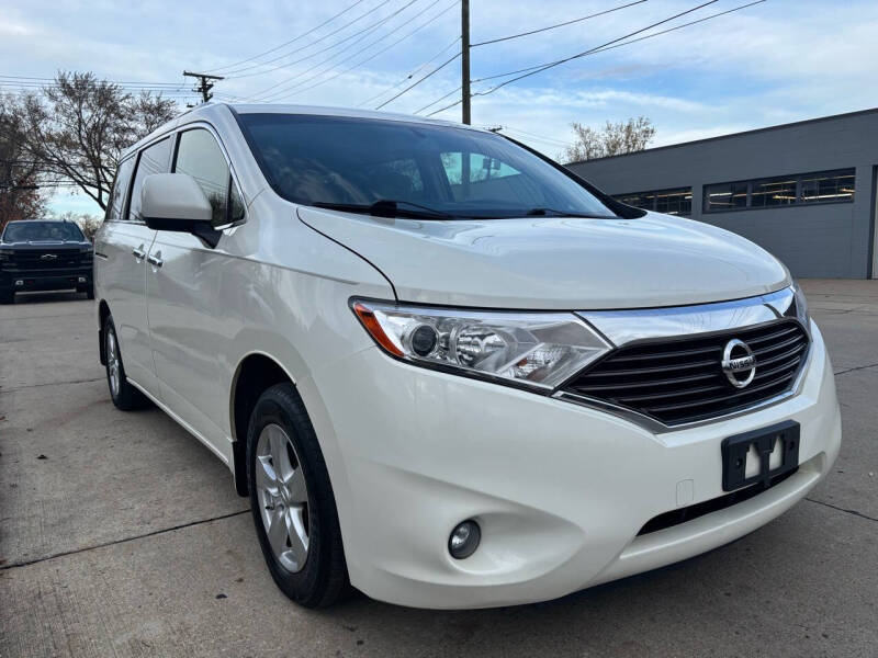 2015 Nissan Quest SV photo 15