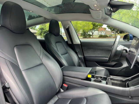 2019 Tesla Model 3 Mid Range