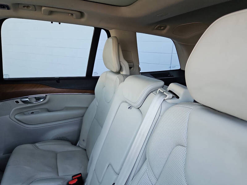 2017 Volvo XC90 T6 Inscription