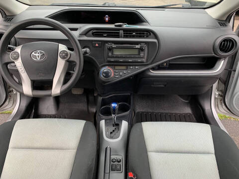 2014 Toyota Prius c Two