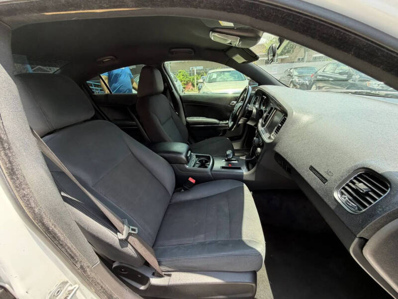 2013 Dodge Charger SE