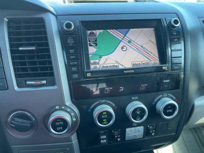 2011 Toyota Sequoia Platinum