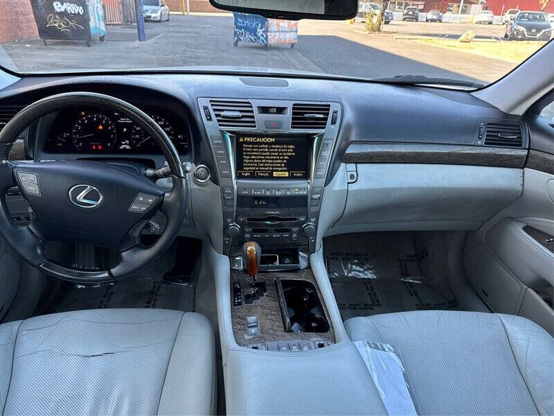 2007 Lexus LS 460