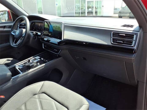 2024 Volkswagen Atlas Cross Sport SE 4Motion