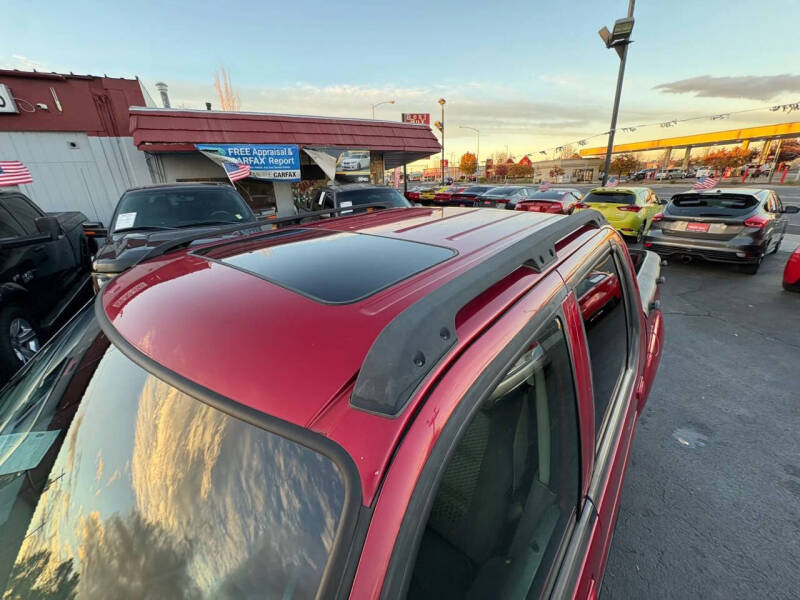 2005 Ford Explorer Sport Trac Adrenalin