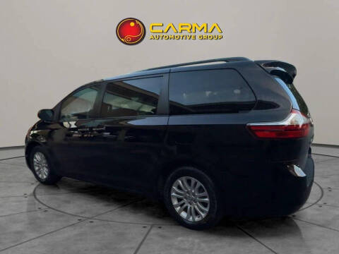 2017 Toyota Sienna XLE Premium 8-Passenger