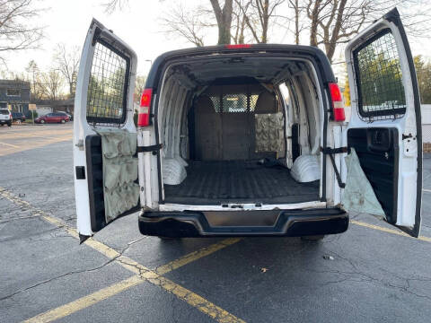 2011 Chevrolet Express 2500
