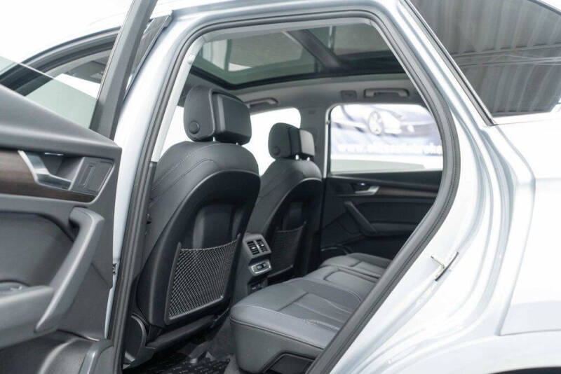 2024 Audi Q5 e quattro S line Premium 55 TFSI