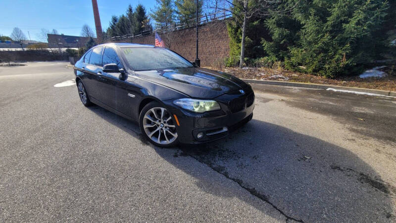 2016 BMW 5 Series 528i