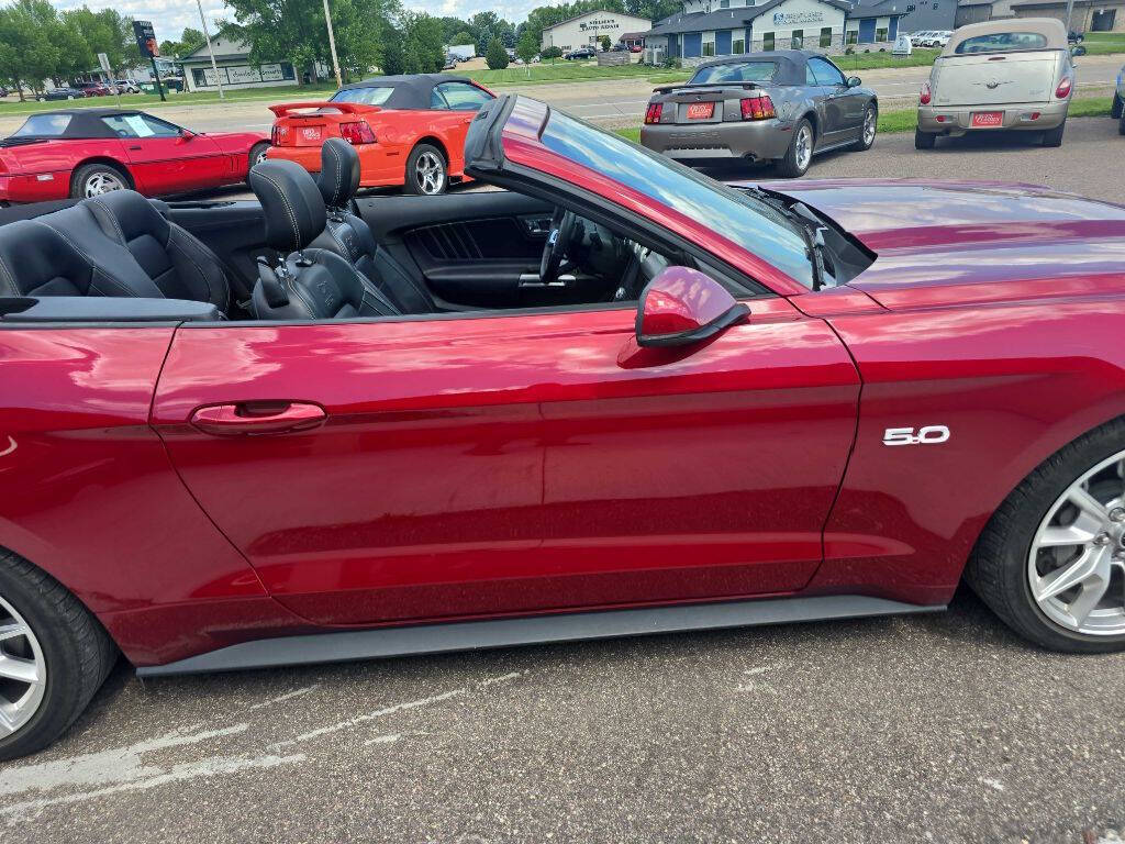 2015 Ford Mustang 18