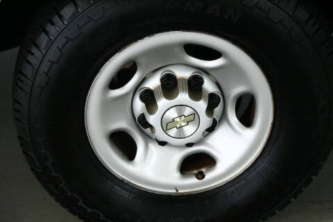 2023 Chevrolet Express 2500