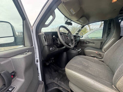 2018 GMC Savana 2500