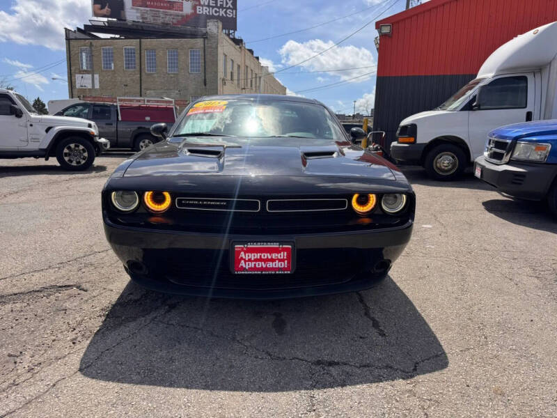 2015 Dodge Challenger SXT