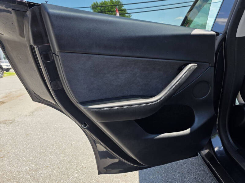 2024 Tesla Model Y Long Range