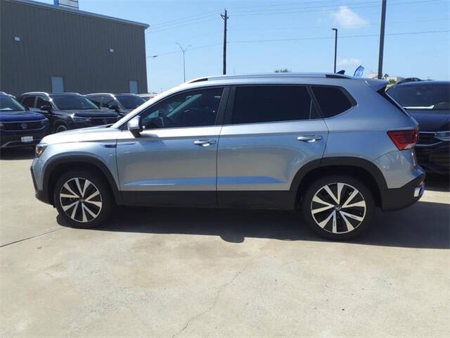 2024 Volkswagen Taos SE