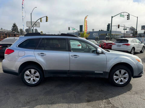 2012 Subaru Outback 2.5i Premium