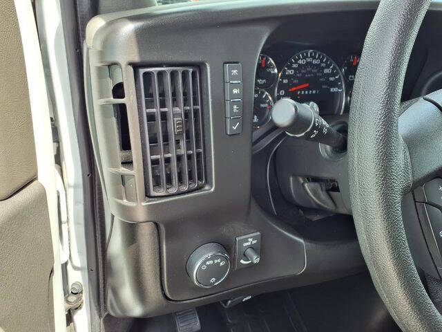 2024 GMC Savana 2500