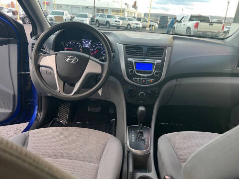 2012 Hyundai Accent GLS
