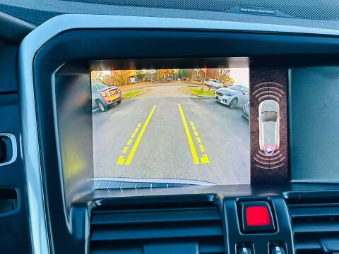 2017 Volvo XC60 T5 Dynamic