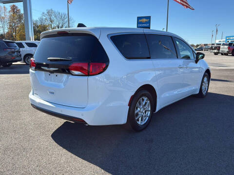2026 Chrysler Voyager LX