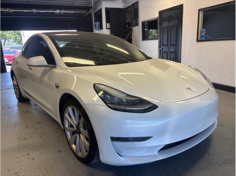 2018 Tesla Model 3 Long Range