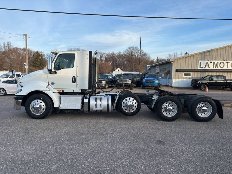 2021 International RH613