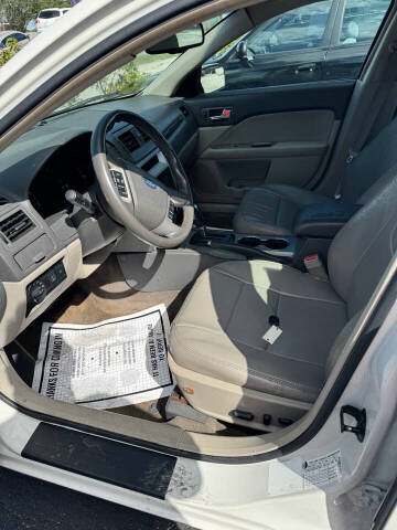 2011 Ford Fusion SEL