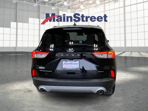 2020 Ford Escape Hybrid Titanium