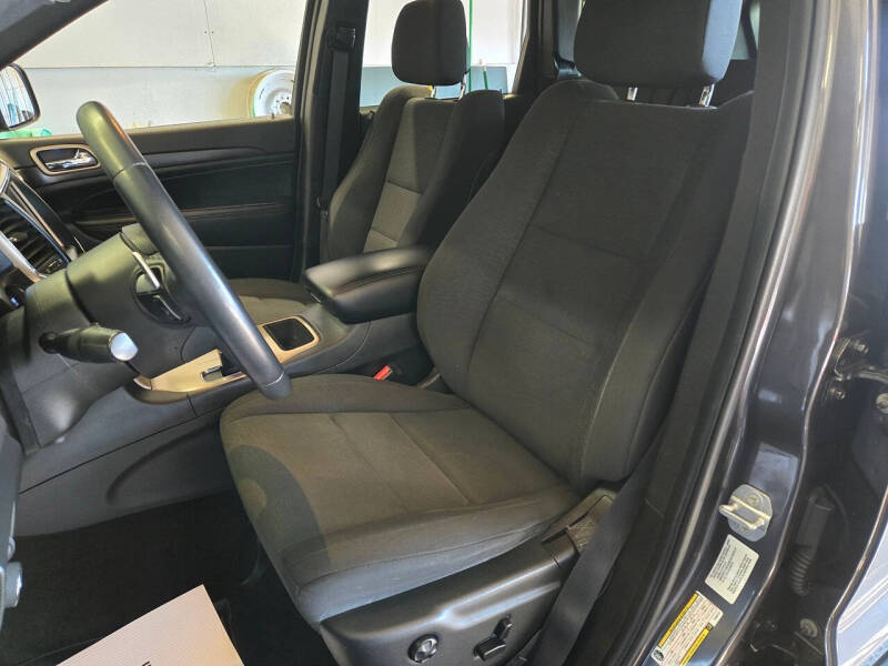 2015 Jeep Grand Cherokee Laredo