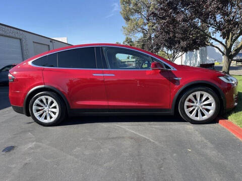 2016 Tesla Model X P90D