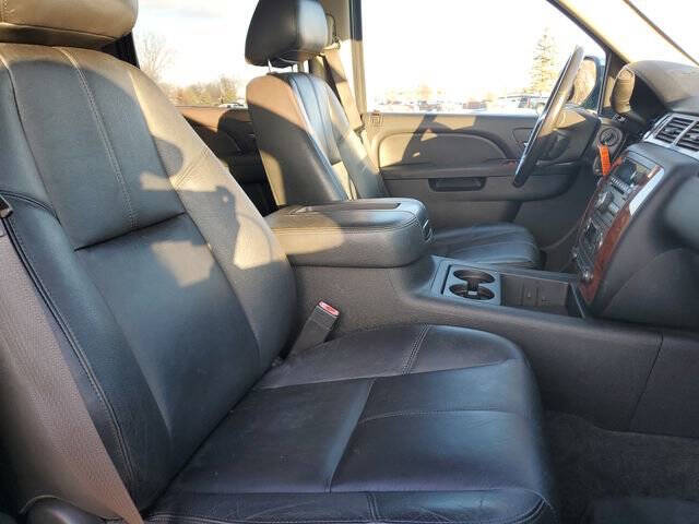 2013 Chevrolet Avalanche LT Black Diamond