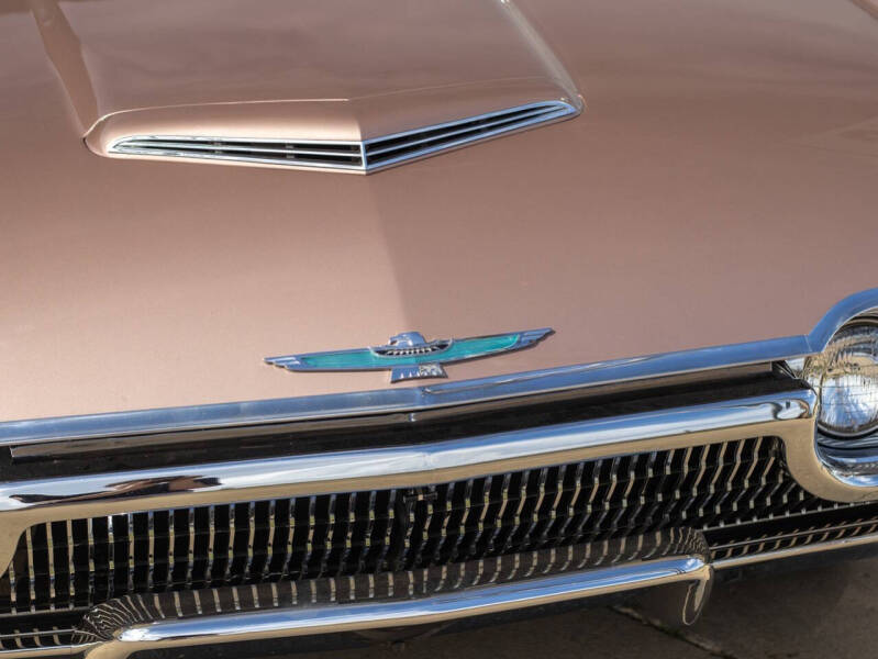 1963 Ford Thunderbird