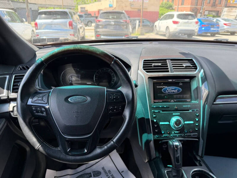 2016 Ford Explorer Platinum